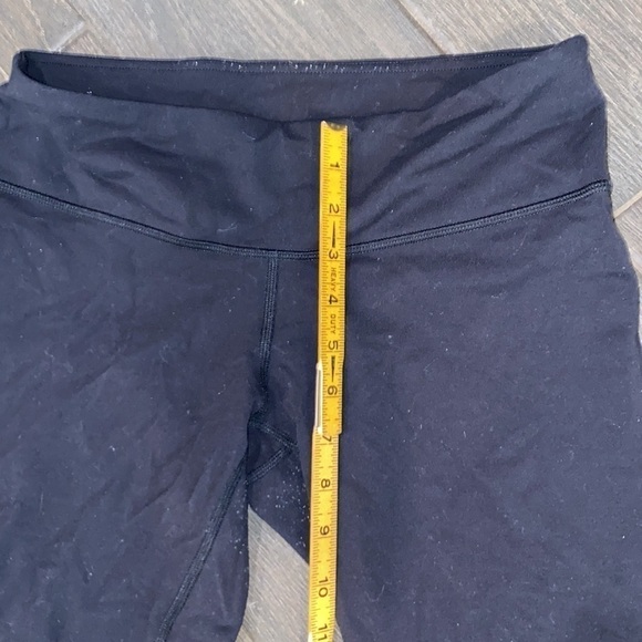 Lululemon cropped leggings - Picture 2 of 5